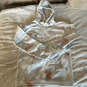 Camo sweatshirt